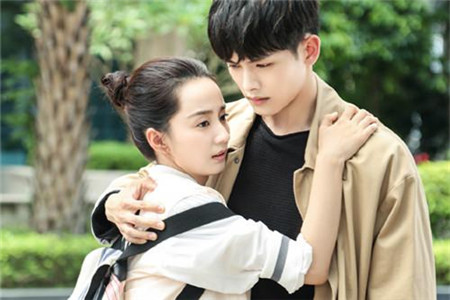 1569746386344219.jpg 天蝎座和巨蟹座