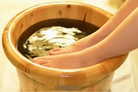 泡脚