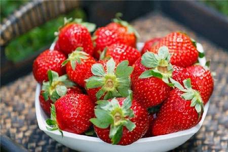 草莓的功效