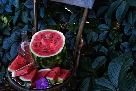 1536627017486618.jpg 这三种类型的女人,在感情里总是爱得艰难