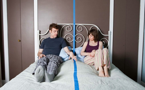 1536733300740203.jpg 婚姻里冷战形成的原因,很可能是在和自己对立