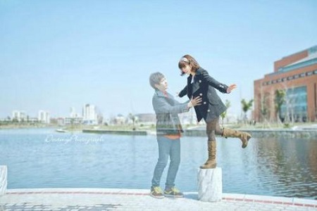 1537345595642977.jpg ur.jpg