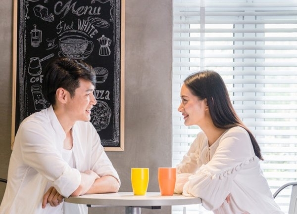 陪闺蜜相亲男方却看上我