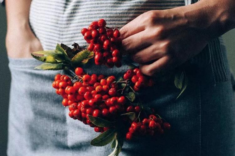 1534498053901095.jpg 女人为什么害怕踏进婚姻?中国把嫁娶重要性抬得太高了